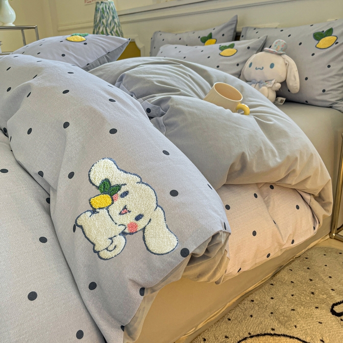 雅居纺家纺 2025新款全棉纯棉磨毛三丽鸥毛巾绣四件套 波点玉桂狗