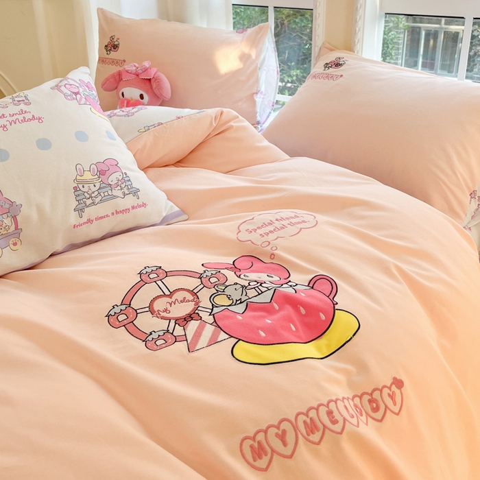 91家纺网 家纺一手货源 找家纺 雅居纺家纺 2025新款全棉纯棉磨毛三丽鸥毛巾绣四件套 草莓美乐蒂