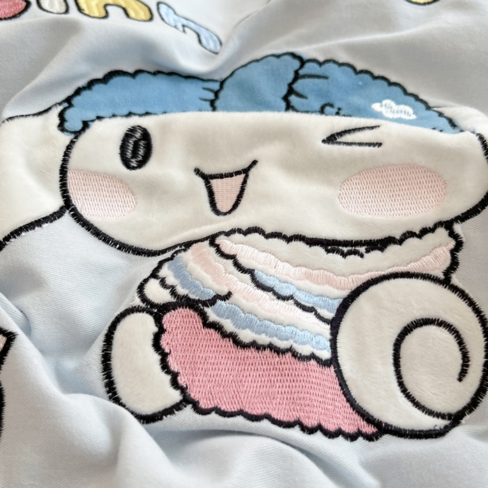 91家纺网 家纺一手货源 找家纺 雅居纺家纺 2025新款全棉纯棉磨毛三丽鸥毛巾绣四件套 度假玉桂狗