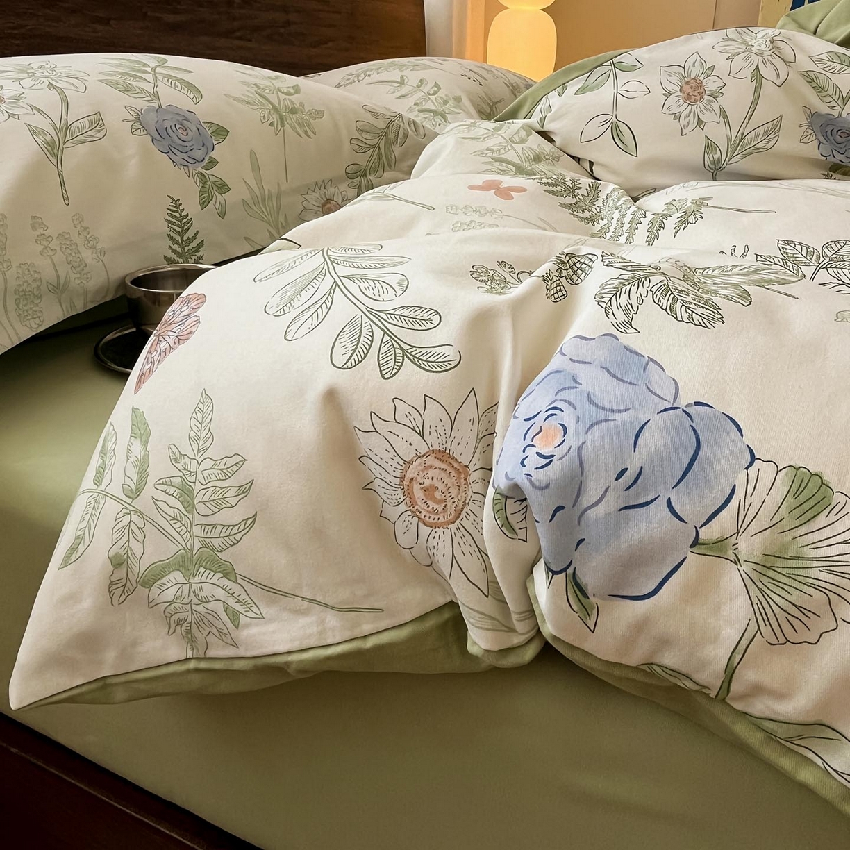 91家纺网 家纺一手货源 找家纺 （总）涵宸家纺 2025新款加厚全棉磨毛印花四件套--罗马系列 场景一