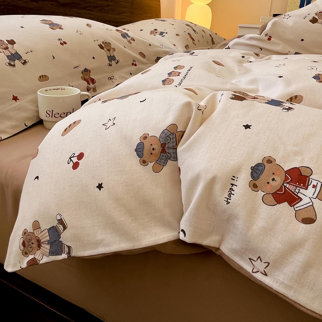 91家纺网 家纺一手货源 找家纺 （总）涵宸家纺 2025新款加厚全棉磨毛印花四件套--罗马系列 场景一