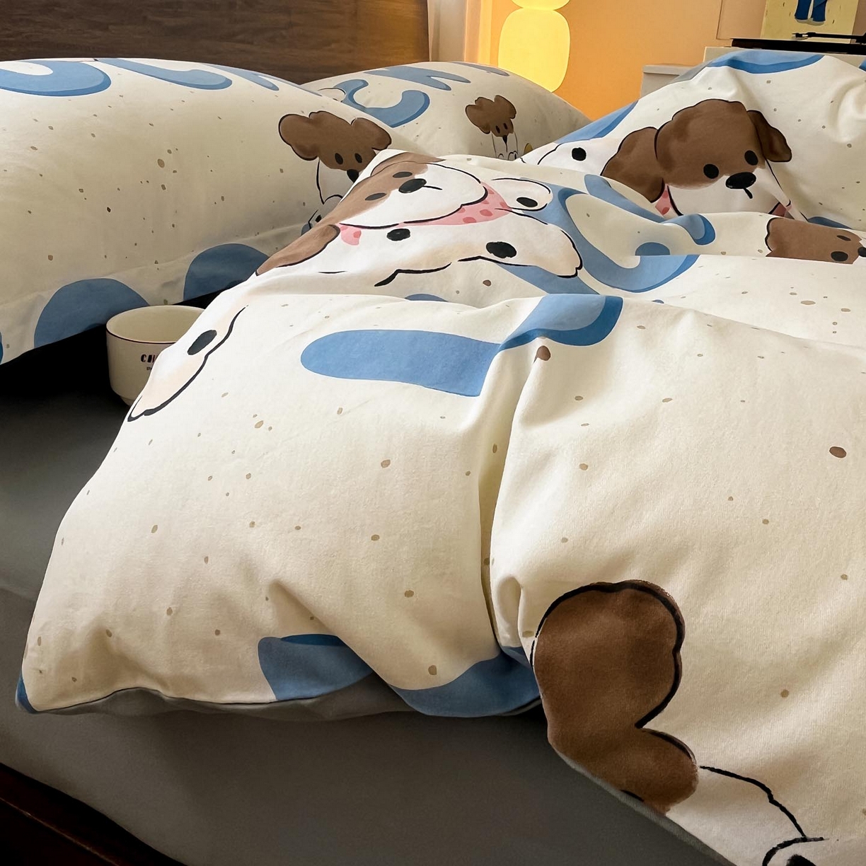 91家纺网 家纺一手货源 找家纺 （总）涵宸家纺 2025新款加厚全棉磨毛印花四件套--罗马系列 场景一