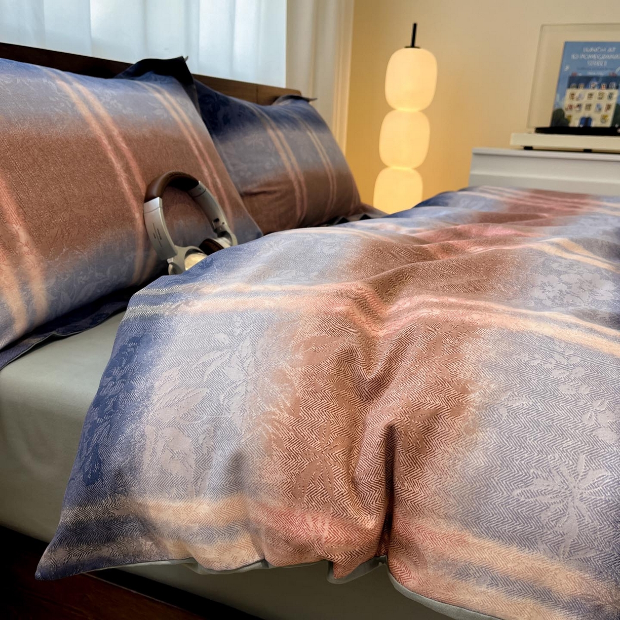 91家纺网 家纺一手货源 找家纺 （总）涵宸家纺 2025新款加厚全棉磨毛印花四件套--罗马系列 场景一