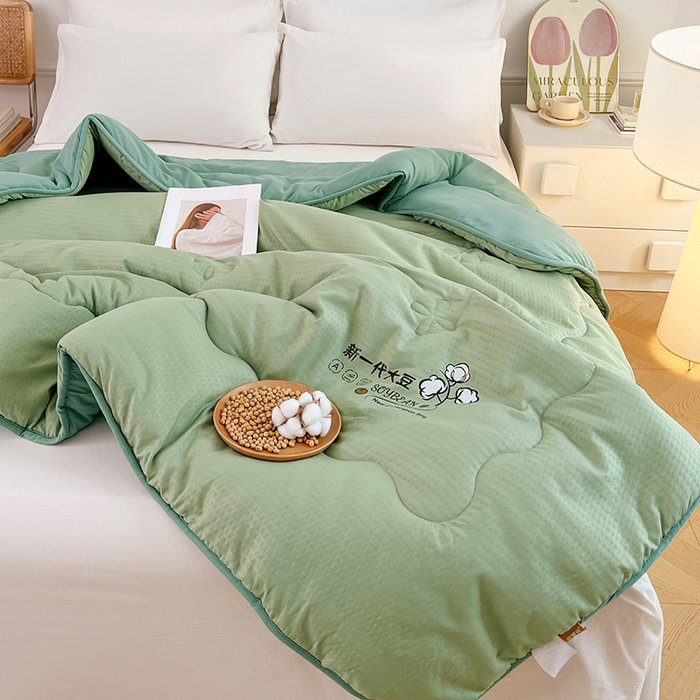 91家纺网 家纺一手货源 找家纺 VIP被业 2025新款简约新一代泡泡棉大豆被冬被被子被芯 草绿