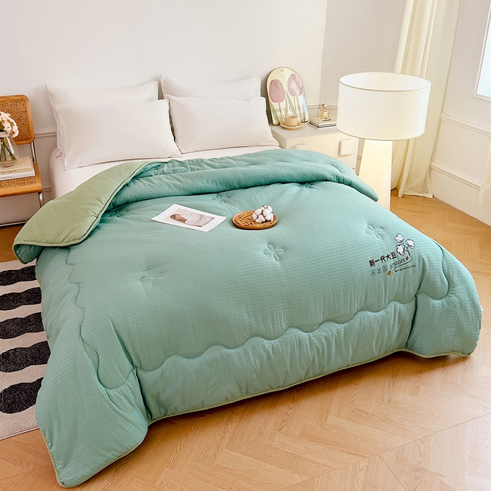 91家纺网 家纺一手货源 找家纺 VIP被业 2025新款简约新一代泡泡棉大豆被冬被被子被芯 豆绿