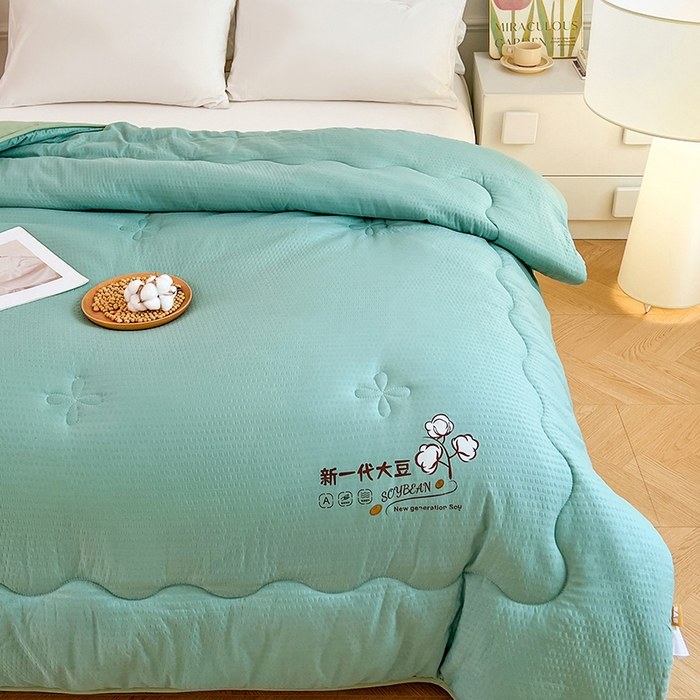 91家纺网 家纺一手货源 找家纺 VIP被业 2025新款简约新一代泡泡棉大豆被冬被被子被芯 豆绿