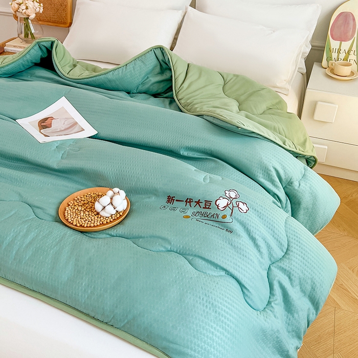 91家纺网 家纺一手货源 找家纺 VIP被业 2025新款简约新一代泡泡棉大豆被冬被被子被芯 豆绿