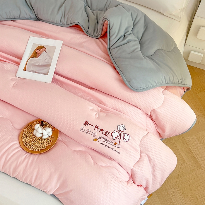 91家纺网 家纺一手货源 找家纺 VIP被业 2025新款简约新一代泡泡棉大豆被冬被被子被芯 粉色
