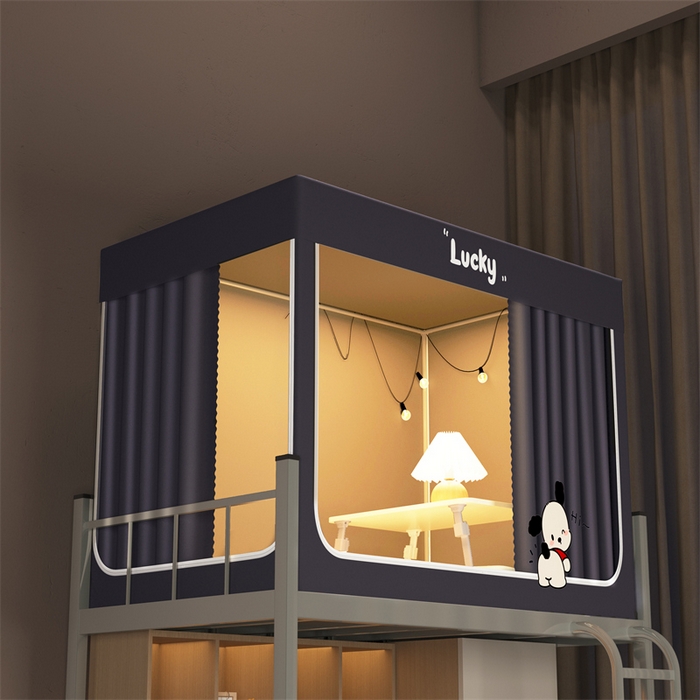 91家纺网 家纺一手货源 找家纺 佳梦家纺 2025新款烫画强遮光学生坐床蚊帐 小招财-深灰色