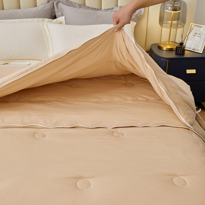 91家纺网 家纺一手货源 找家纺 VIP被业 2025新款简约芯享生态棉双胎子母被被子被芯（拉链款） 咖色