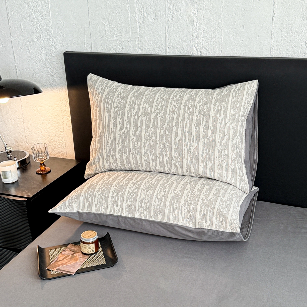 91家纺网 家纺一手货源 找家纺 眠博士 2025新款全棉提花磨毛单枕套 提花磨毛枕套-流光灰