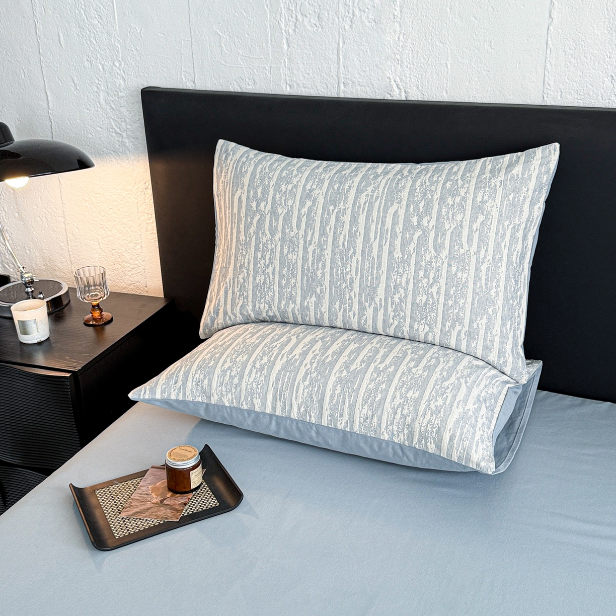 91家纺网 家纺一手货源 找家纺 眠博士 2025新款全棉提花磨毛单枕套 提花磨毛枕套-流光蓝