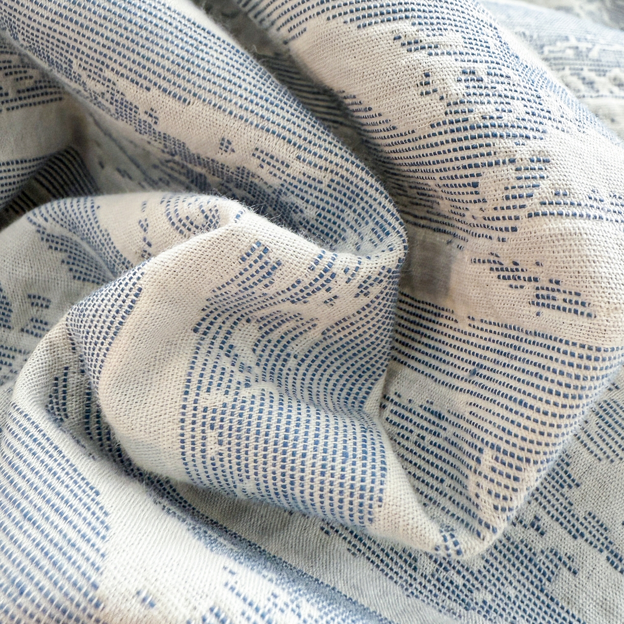 91家纺网 家纺一手货源 找家纺 眠博士 2025新款全棉提花磨毛单枕套 提花磨毛枕套-流光蓝