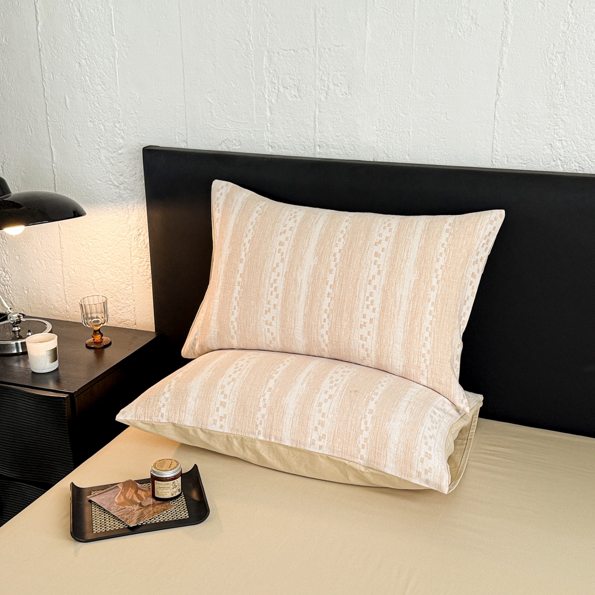 91家纺网 家纺一手货源 找家纺 眠博士 2025新款全棉提花磨毛单枕套 提花磨毛枕套-梦雨杏