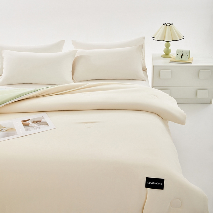 91家纺网 家纺一手货源 找家纺 VIP被业 2025新款双拼贴标大豆子母被冬被被子被芯 米拼绿