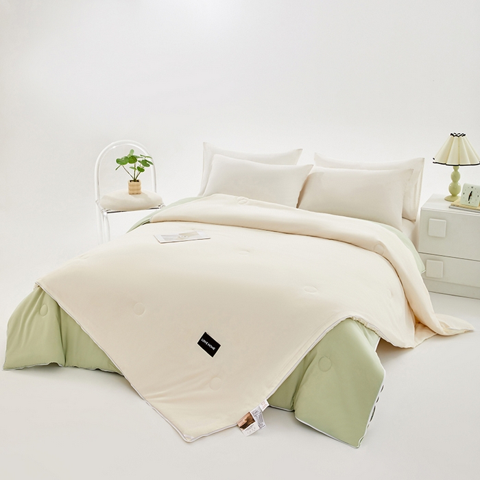 91家纺网 家纺一手货源 找家纺 VIP被业 2025新款双拼贴标大豆子母被冬被被子被芯 米拼绿