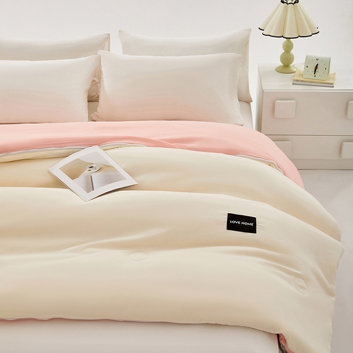 91家纺网 家纺一手货源 找家纺 VIP被业 2025新款双拼贴标大豆子母被冬被被子被芯 米拼粉