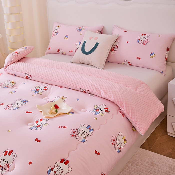 91家纺网 家纺一手货源 找家纺 天瑜家纺 2025新款针织棉豆豆绒大豆被冬被被子被芯 猫咪粉