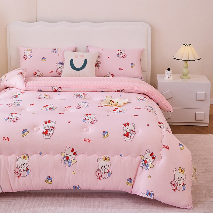 91家纺网 家纺一手货源 找家纺 天瑜家纺 2025新款针织棉豆豆绒大豆被冬被被子被芯 猫咪粉