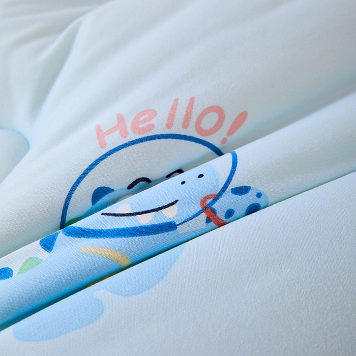 91家纺网 家纺一手货源 找家纺 天瑜家纺 2025新款针织棉豆豆绒大豆被冬被被子被芯 太空恐龙蓝