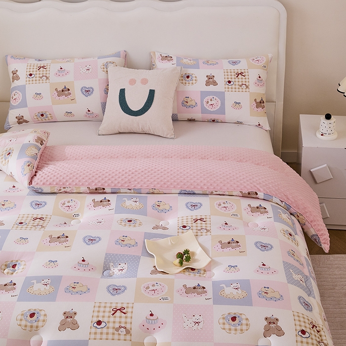 91家纺网 家纺一手货源 找家纺 天瑜家纺 2025新款针织棉豆豆绒大豆被冬被被子被芯 甜心宝贝