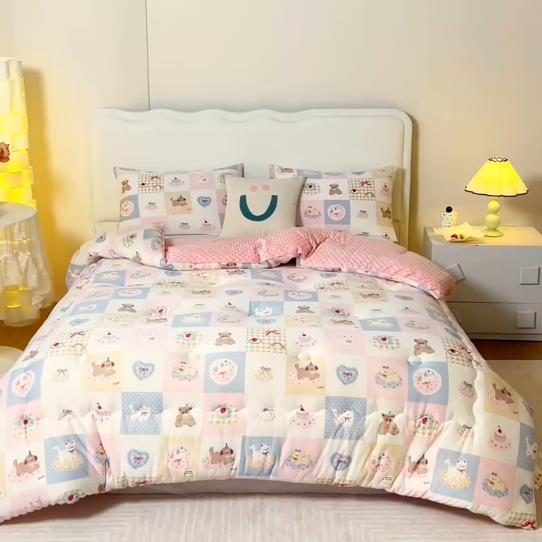 91家纺网 家纺一手货源 找家纺 天瑜家纺 2025新款针织棉豆豆绒大豆被冬被被子被芯 甜心宝贝