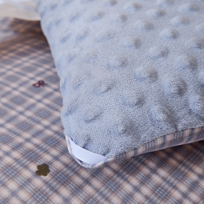 91家纺网 家纺一手货源 找家纺 天瑜家纺 2025新款针织棉豆豆绒大豆被冬被被子被芯 条纹熊灰