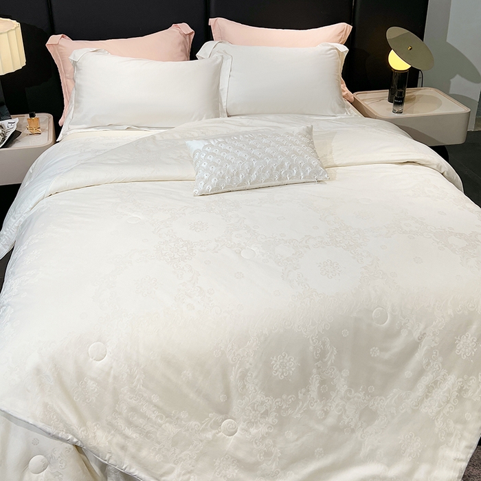 91家纺网 家纺一手货源 找家纺 VIP被业 2025新款简约60S全棉纯棉提花立体大豆子母被被子被芯 白色