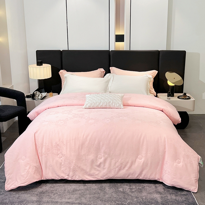 91家纺网 家纺一手货源 找家纺 VIP被业 2025新款简约60S全棉纯棉提花立体大豆子母被被子被芯 粉色