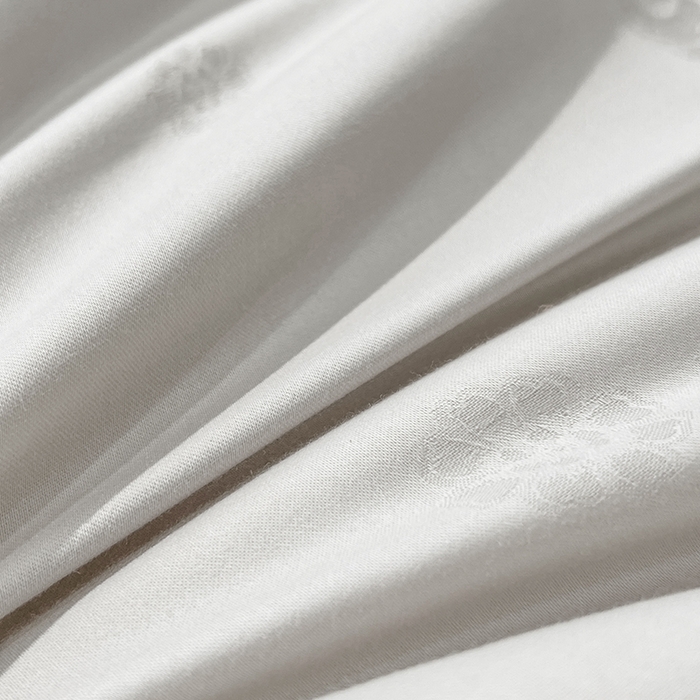 91家纺网 家纺一手货源 找家纺 VIP被业 2025新款简约60S全棉纯棉提花立体大豆子母被被子被芯 灰色