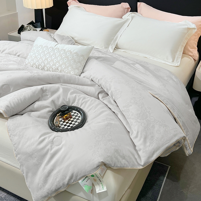 91家纺网 家纺一手货源 找家纺 VIP被业 2025新款简约60S全棉纯棉提花立体大豆子母被被子被芯 灰色