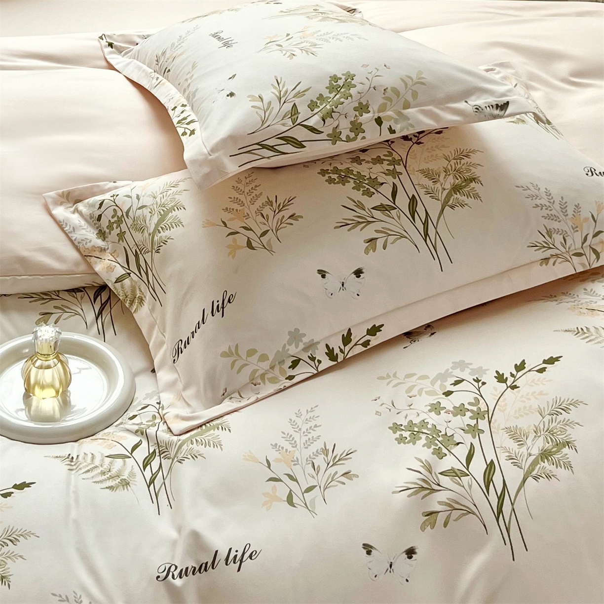 91家纺网 家纺一手货源 找家纺 佳宇轩 2025新款活性数码印花单人三件套双人四件套 忘忧草