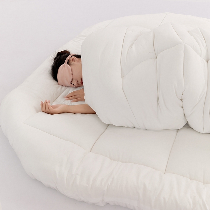 91家纺网 家纺一手货源 找家纺 VIP被业 2025新款简约纯色磨毛压被冬被被子被芯 白色