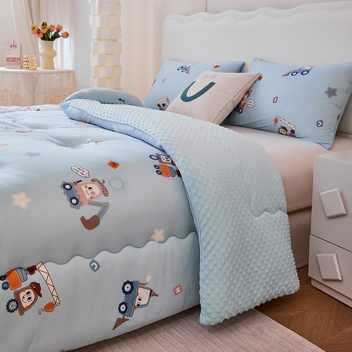 91家纺网 家纺一手货源 找家纺 天瑜家纺 2025新款针织棉豆豆绒大豆被冬被被子被芯 挖机蓝