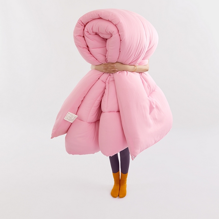 91家纺网 家纺一手货源 找家纺 VIP被业 2025新款简约纯色磨毛压被冬被被子被芯 粉色