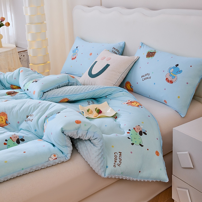 91家纺网 家纺一手货源 找家纺 天瑜家纺 2025新款针织棉豆豆绒大豆被冬被被子被芯 小狮子蓝