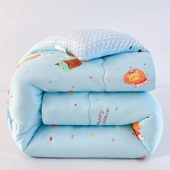 91家纺网 家纺一手货源 找家纺 天瑜家纺 2025新款针织棉豆豆绒大豆被冬被被子被芯 小狮子蓝