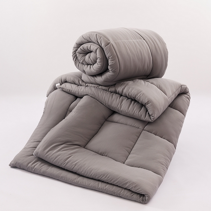 91家纺网 家纺一手货源 找家纺 VIP被业 2025新款简约纯色磨毛压被冬被被子被芯 灰色