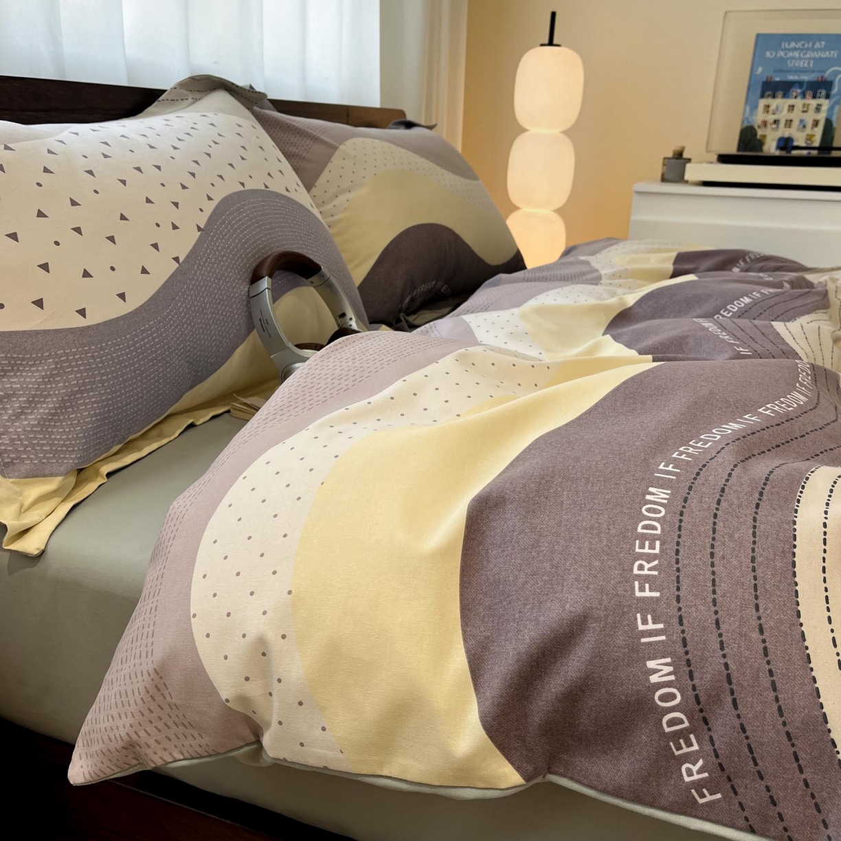 涵宸家纺 2025新款加厚全棉磨毛印花四件套--罗马系列 场景一 D简言