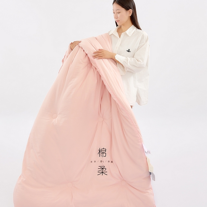 91家纺网 家纺一手货源 找家纺 VIP被业 2025新款简约棉柔水洗棉被芯冬被被子被芯 绵柔粉