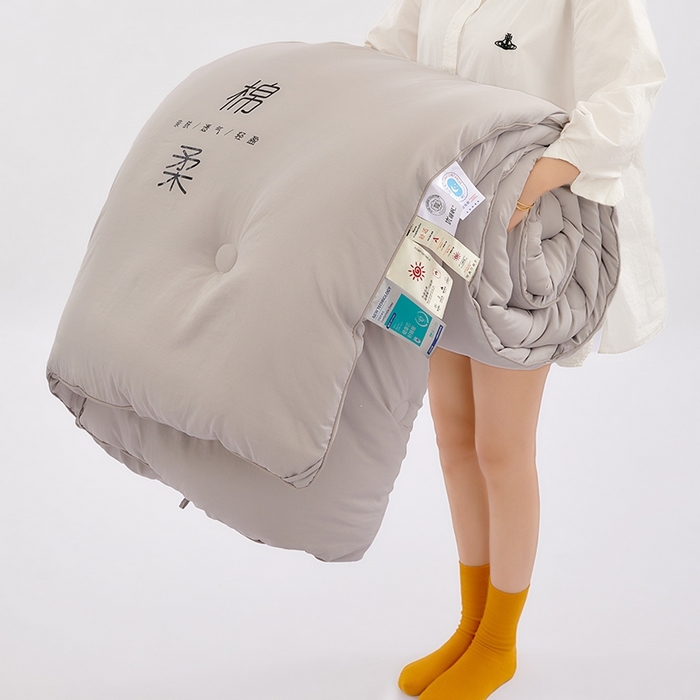 91家纺网 家纺一手货源 找家纺 VIP被业 2025新款简约棉柔水洗棉被芯冬被被子被芯 绵柔灰