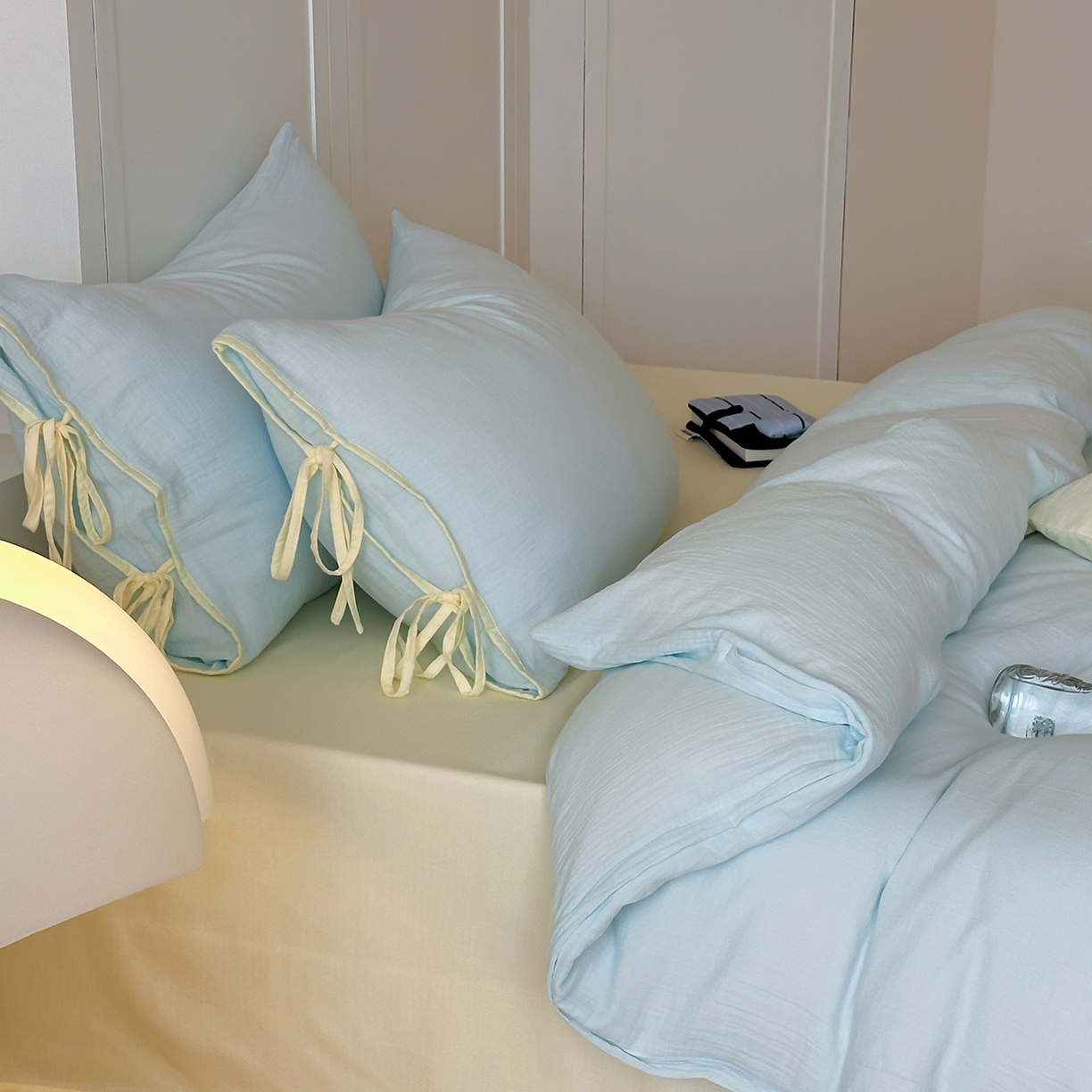 91家纺网 家纺一手货源 找家纺 （总）小春日和 2025新款纯棉A类婴幼儿母婴纯色双层皱皱纱四件套