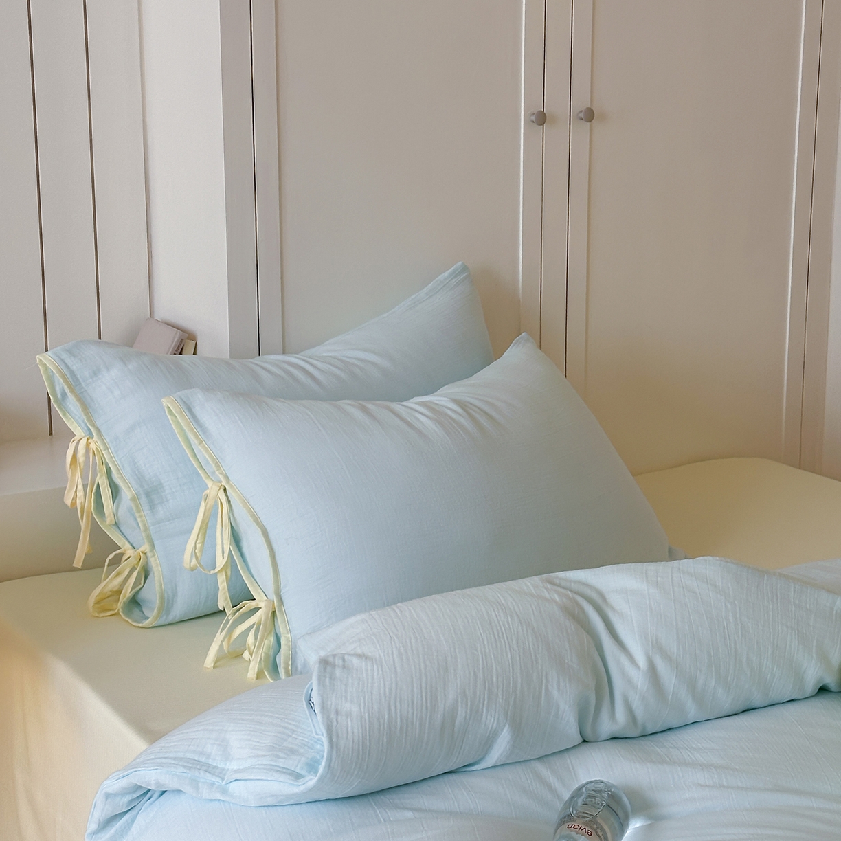 91家纺网 家纺一手货源 找家纺 （总）小春日和 2025新款纯棉A类婴幼儿母婴纯色双层皱皱纱四件套