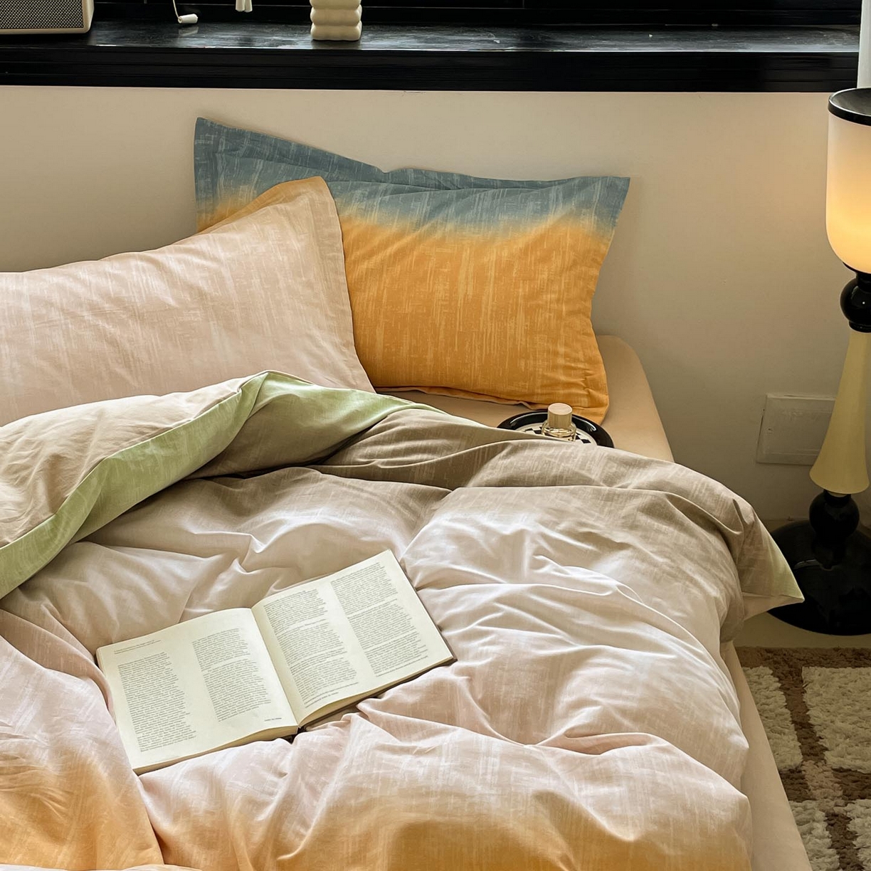 91家纺网 家纺一手货源 找家纺 涵宸家纺 2025新款加厚全棉磨毛印花四件套--罗马系列 场景一 D妙染