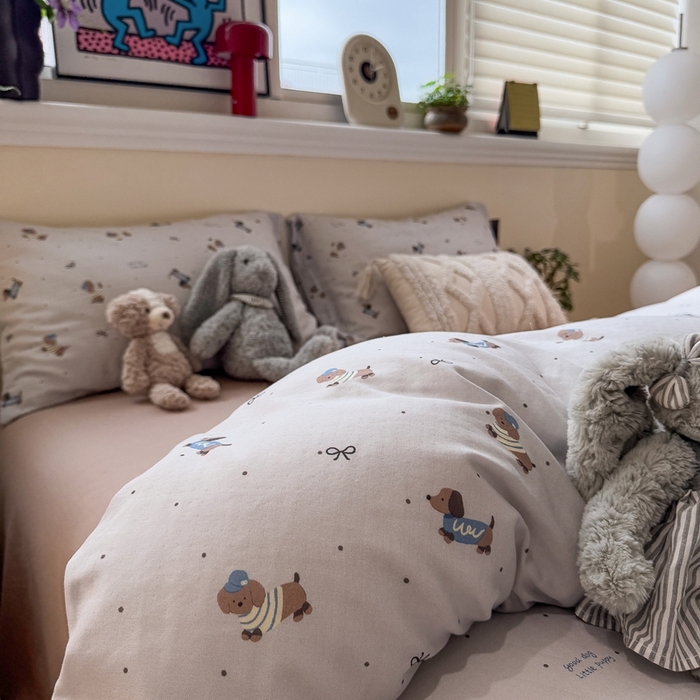 91家纺网 家纺一手货源 找家纺 慕尚家纺 2025新款全棉纯棉母婴双层纱四件套 迷你腊肠犬