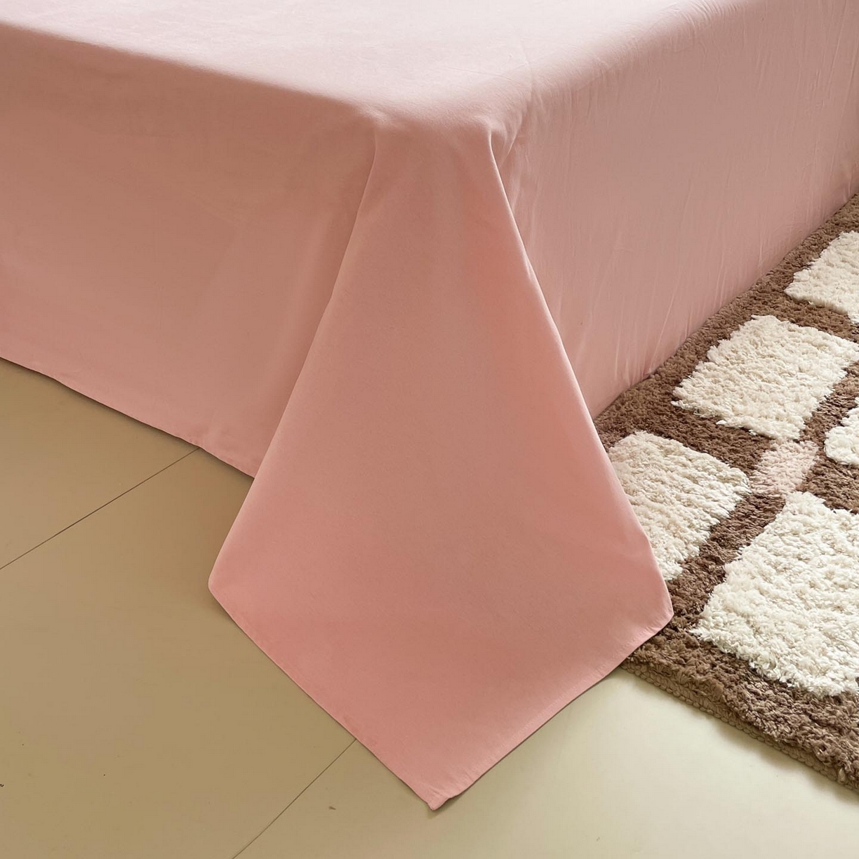 91家纺网 家纺一手货源 找家纺 涵宸家纺 2025新款加厚全棉磨毛印花四件套--罗马系列 场景一 F初春