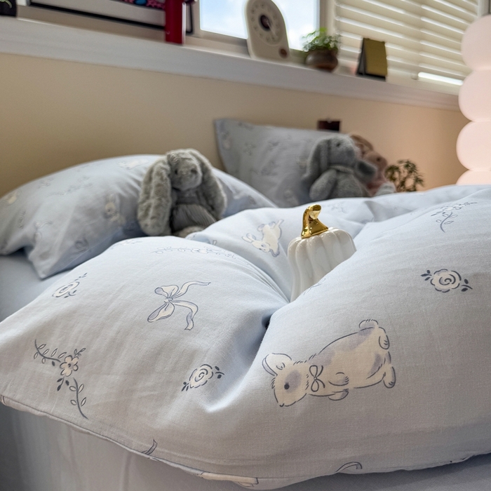 91家纺网 家纺一手货源 找家纺 慕尚家纺 2025新款全棉纯棉母婴双层纱四件套 丝带小兔