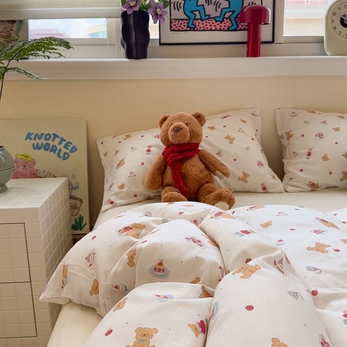 91家纺网 家纺一手货源 找家纺 慕尚家纺 2025新款全棉纯棉母婴双层纱四件套 小熊蛋糕