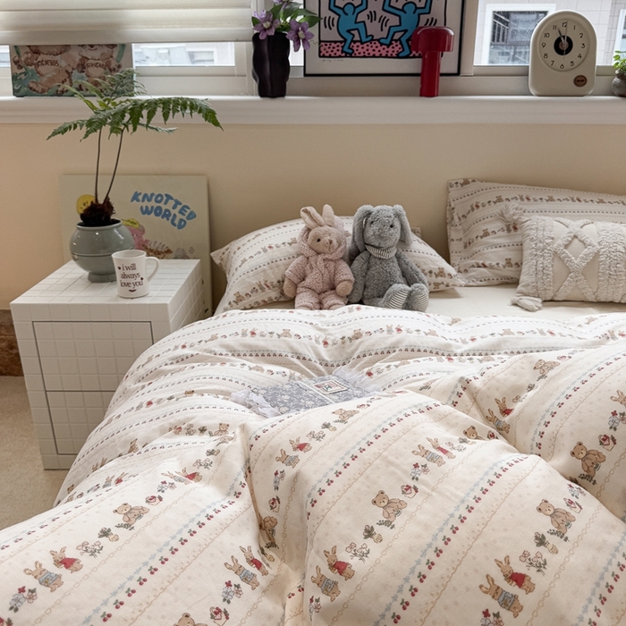 91家纺网 家纺一手货源 找家纺 慕尚家纺 2025新款全棉纯棉母婴双层纱四件套 小熊和兔子