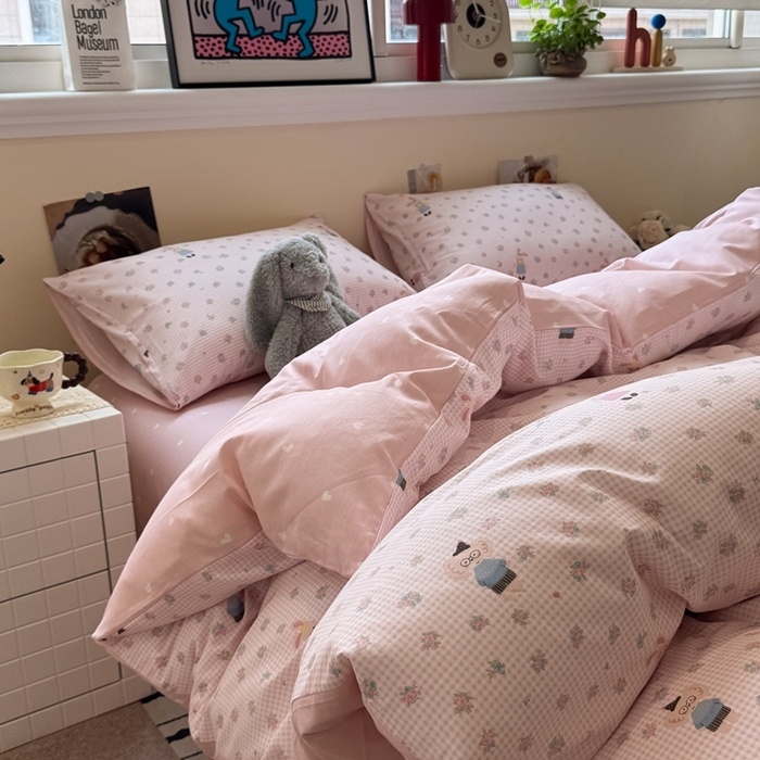 91家纺网 家纺一手货源 找家纺 慕尚家纺 2025新款13070全棉纯棉印花四件套 粉格花